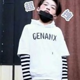 不是蜡笔小新