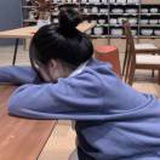 柒月