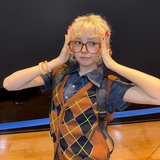 KiiiKiii韩彩英
