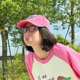 小王蹲墙头🥳
