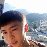 馒頭先森。