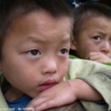 韦小三