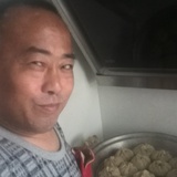 捡贝壳的拉威尔
