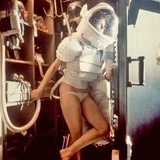 逃亡宇宙了