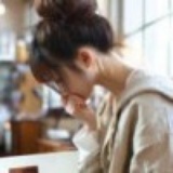 躲雨到檐下